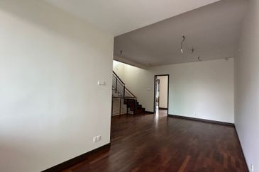 Tiara Hills 3 Storey Super Link 