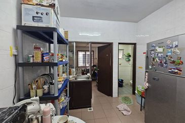 Happy Garden Semi D Kuala Lumpur