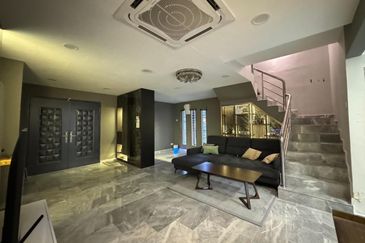 Corner 2 Storeys Terrace @ Taman Lembah Maju Ampang