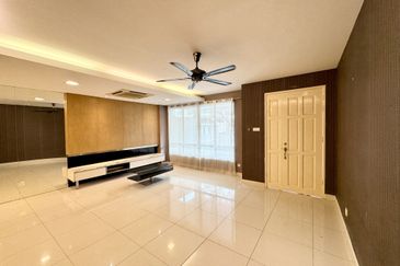 3 Storey Terraced House Mont Kiara