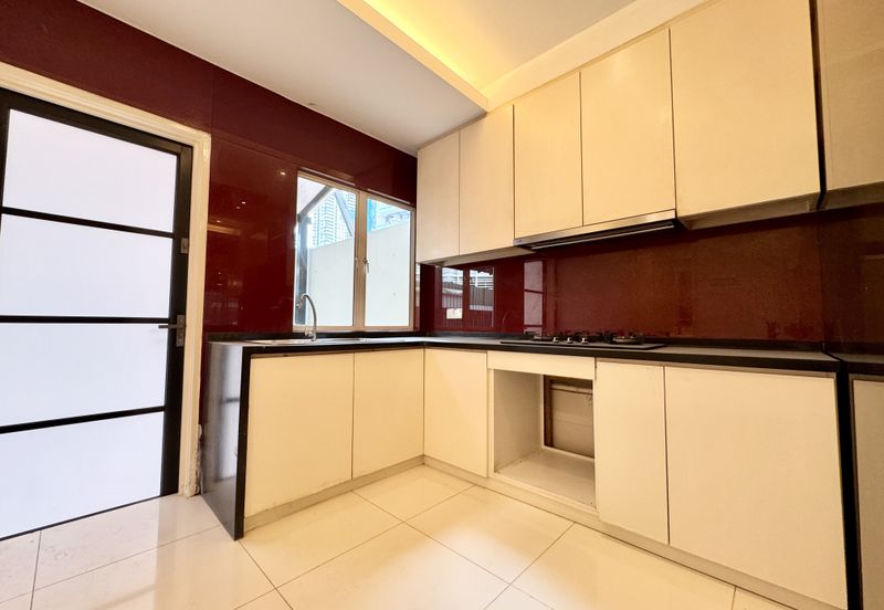 3 Storey Terraced House Mont Kiara