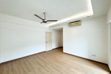 3 Storey Terraced House Mont Kiara