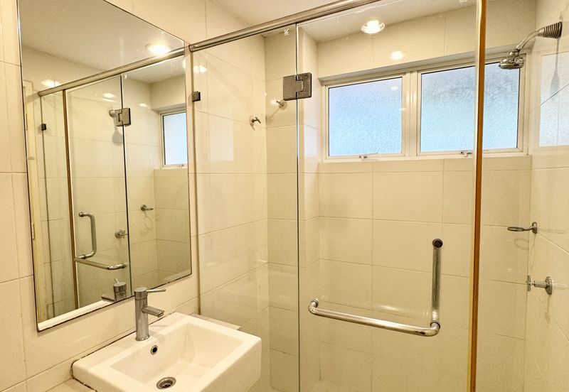 3 Storey Terraced House Mont Kiara