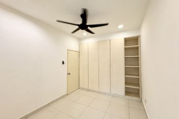 3 Storey Terraced House Mont Kiara