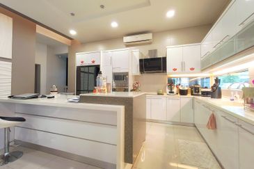 Desa Tiara @ Happy Garden, Kuchai Lama