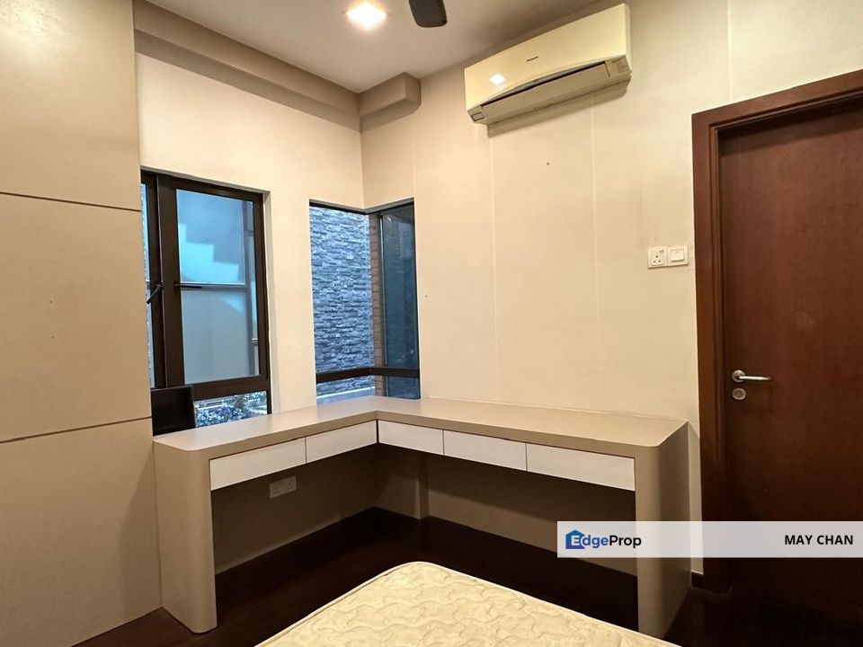 3.5 Storey Superlink @ Taman Duta Suria, Ampang, Selangor, Ampang