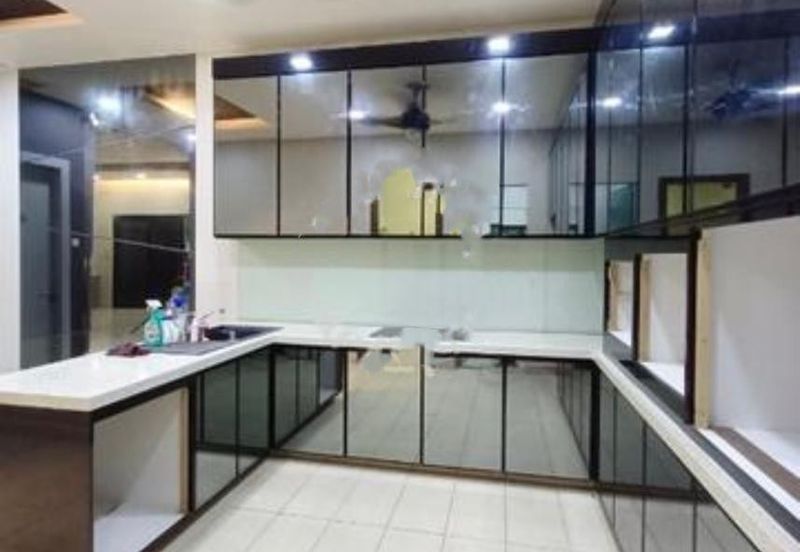 3.5 Storey Superlink @ Taman Duta Suria, Ampang