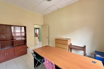 2 sty terrace house - Taman Suria, Bandar Sg Long