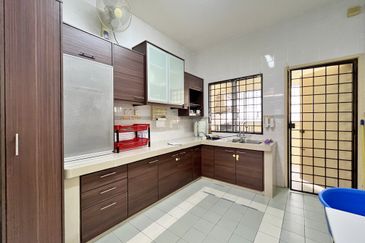 2 sty terrace house - Taman Suria, Bandar Sg Long