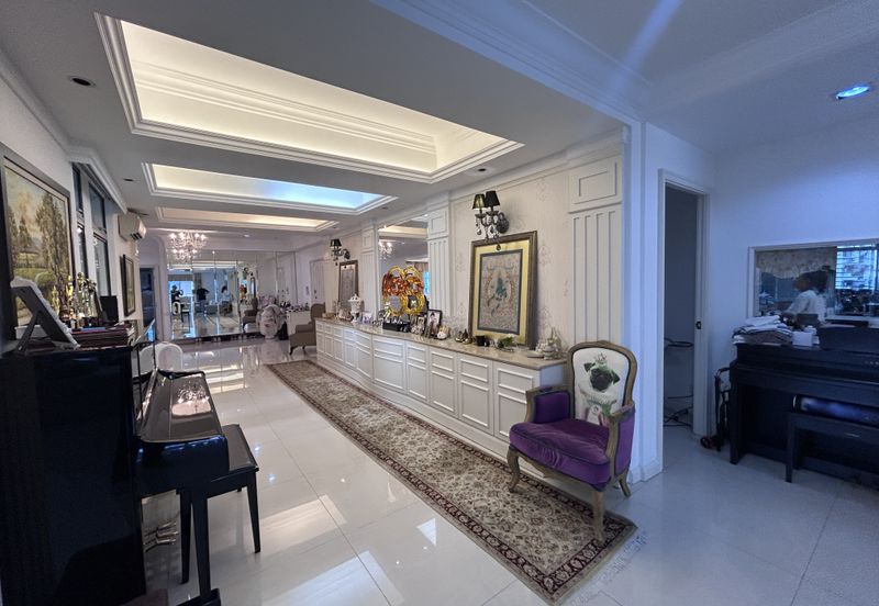 RARE FIND! BANGSAR 3200 SQFT CONDO FOR SALES