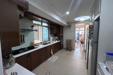 RARE FIND! BANGSAR 3200 SQFT CONDO FOR SALES