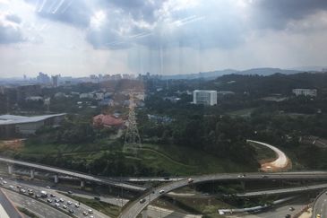 KL Gateway office tower 2 