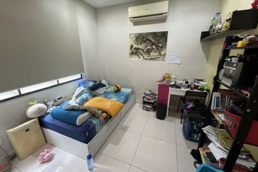 Bukit Suria Sungai Long townhouse