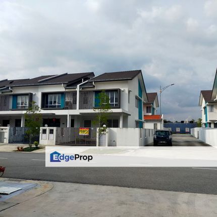 Endlot 2 Storey Terrace Serenia , Selangor, Dengkil