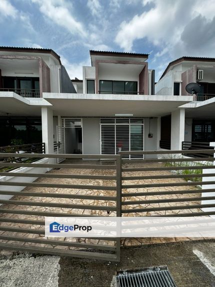 Double Storey Terrace @ Taman Saujana KLIA, Sepang, Selangor, Sepang