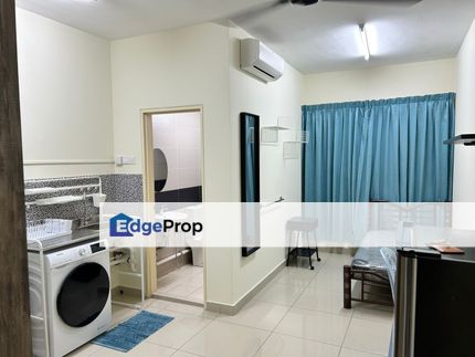 Master room with attached bathroom @Saville Cheras, Selangor, Cheras