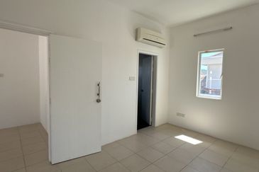 TAMAN KINGFISHER SULAMAN PH 4