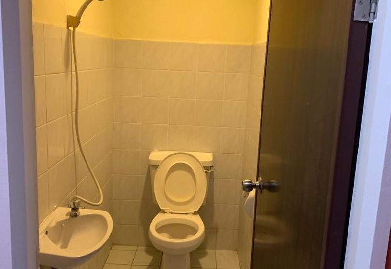 Bayshore Condominium