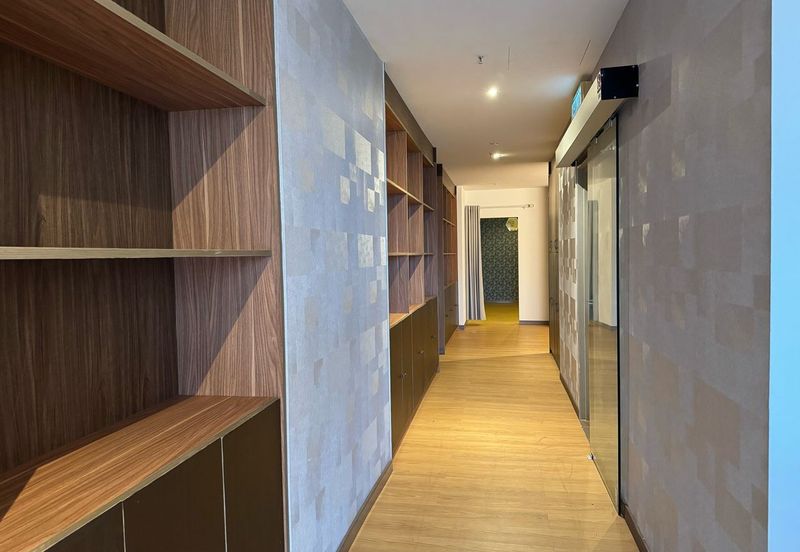 Sutera Avenue Office/Retail Lot For Rent