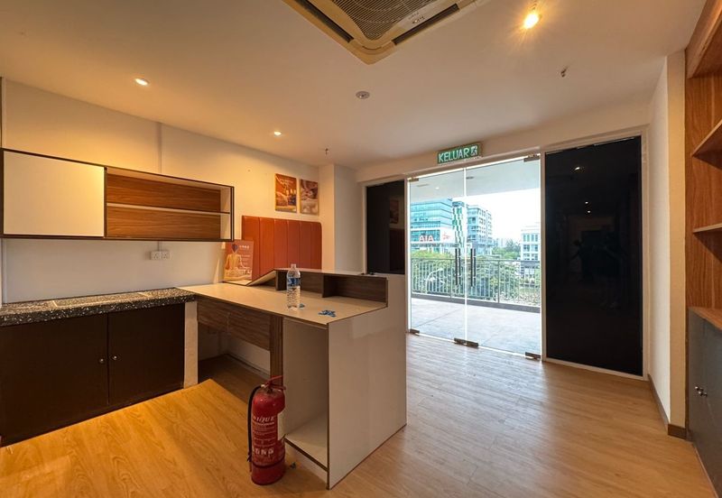 Sutera Avenue Office/Retail Lot For Rent