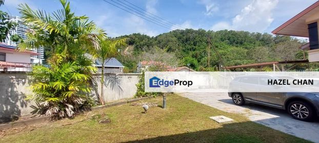 Charming Large Bungalow in Prime Likas Kota Kinabalu, Sabah, Likas