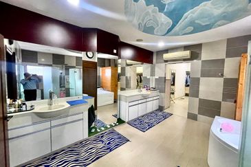 Luxury Bungalow @ Jalan Serai Wangi, Taman Cheras, KL for sale 