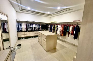 Luxury Bungalow @ Jalan Serai Wangi, Taman Cheras, KL for sale 