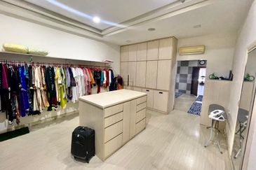 Luxury Bungalow @ Jalan Serai Wangi, Taman Cheras, KL for sale 