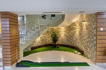 Luxury Bungalow @ Jalan Serai Wangi, Taman Cheras, KL for sale 