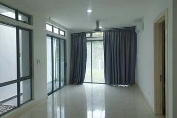 Charms of Nusantara, Setia Eco Glades