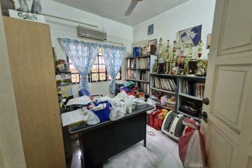 2 Storey Semi D @ SL8 Bandar Sungai Long For Sale