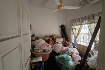 2 Storey Semi D @ SL8 Bandar Sungai Long For Sale