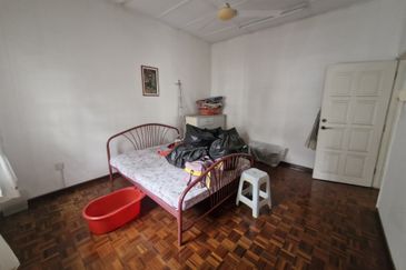 2 Storey Semi D @ SL8 Bandar Sungai Long For Sale