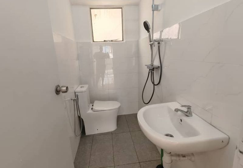 Le Jardine Condominium