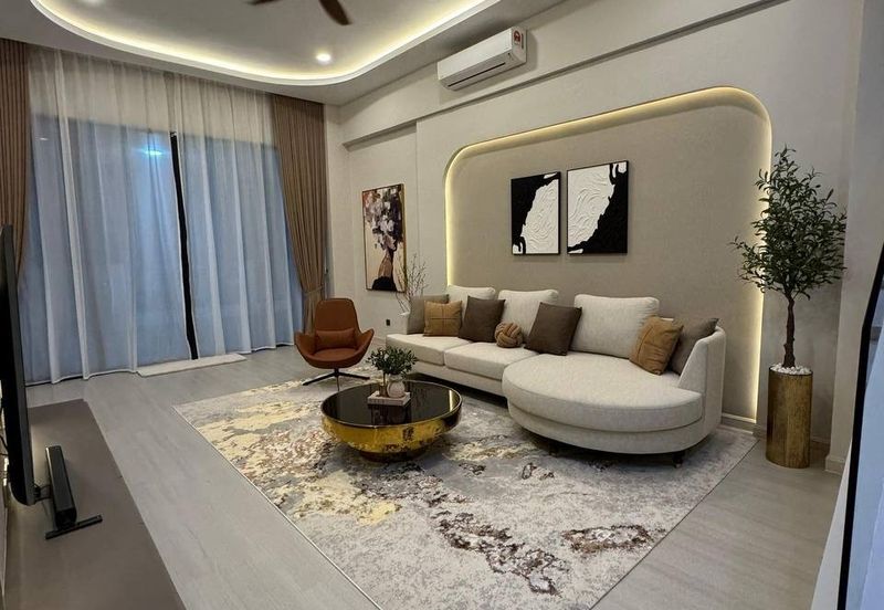 Persiaran Puncak Alam 6 