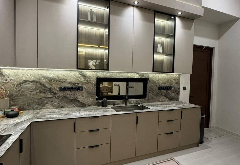 Persiaran Puncak Alam 6 