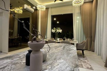 Persiaran Puncak Alam 6 