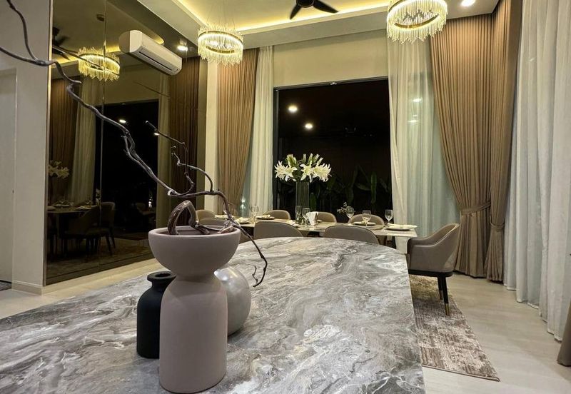 Persiaran Puncak Alam 6 