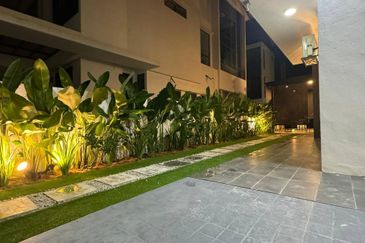 Persiaran Puncak Alam 6 