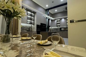 Persiaran Puncak Alam 6 