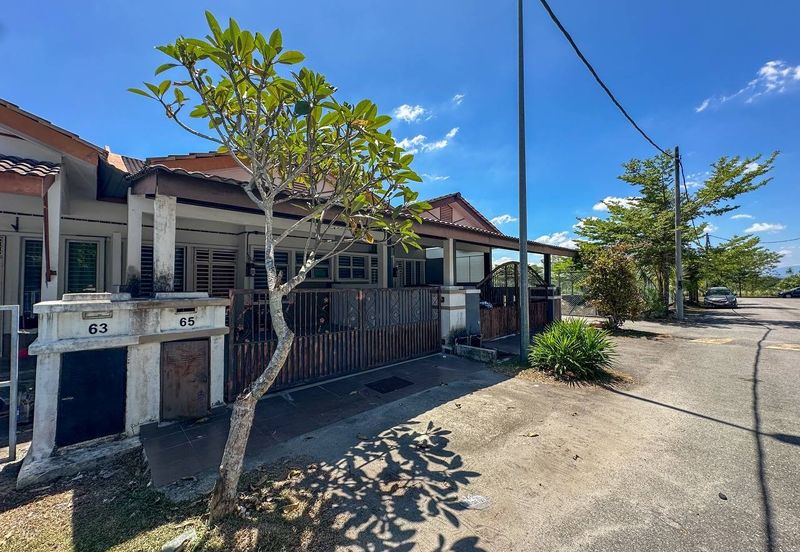 Taman Desa Saujana *