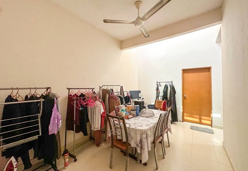 Taman Desa Saujana *