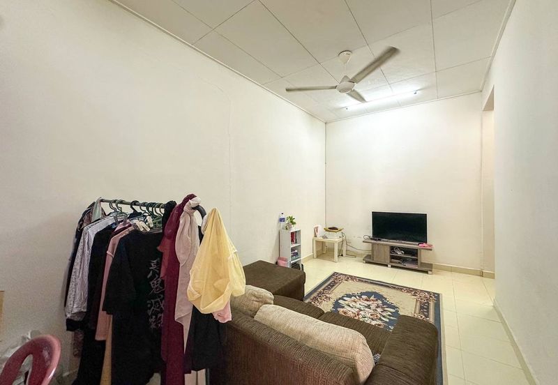 Taman Desa Saujana *