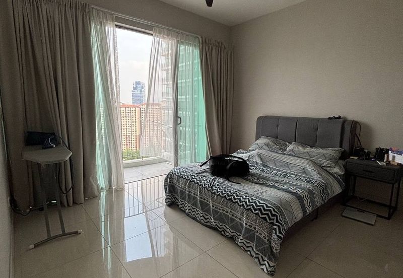 Datum Jelatek Residence