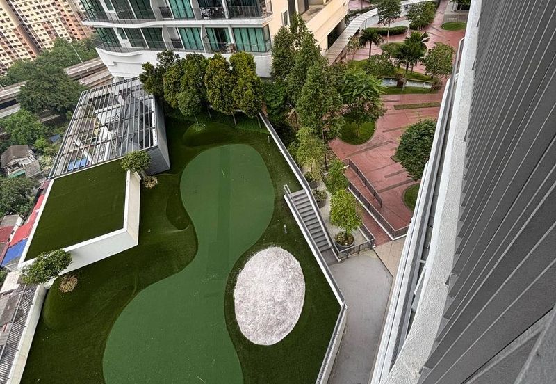 Datum Jelatek Residence