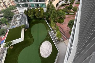 Datum Jelatek Residence