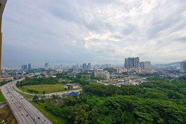 Platinum Splendor Residence