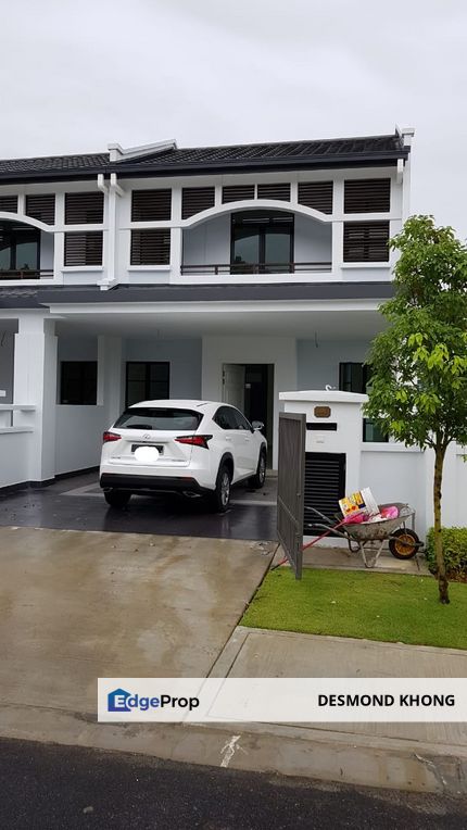Guaranteed Loan Approval + Endlot Double Storey Terrace + Extra 10 Feet Land, Selangor, Semenyih