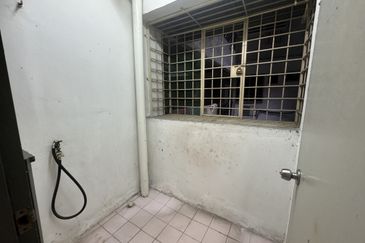 Tasik Heights Apartment