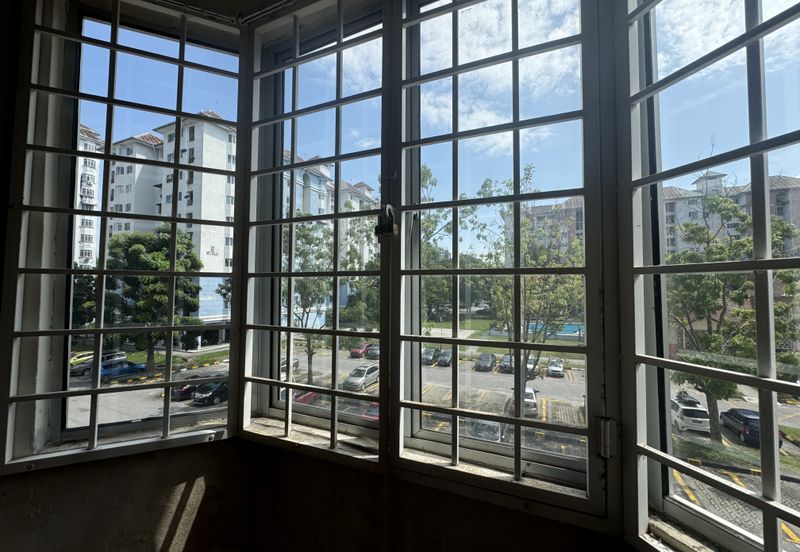 Tasik Heights Apartment